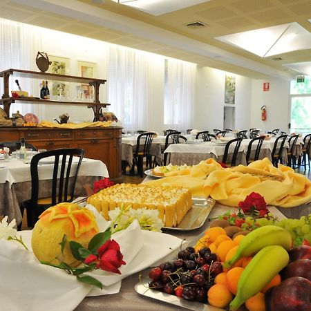 Hotel Terme Monticelli Terme Eksteriør bilde